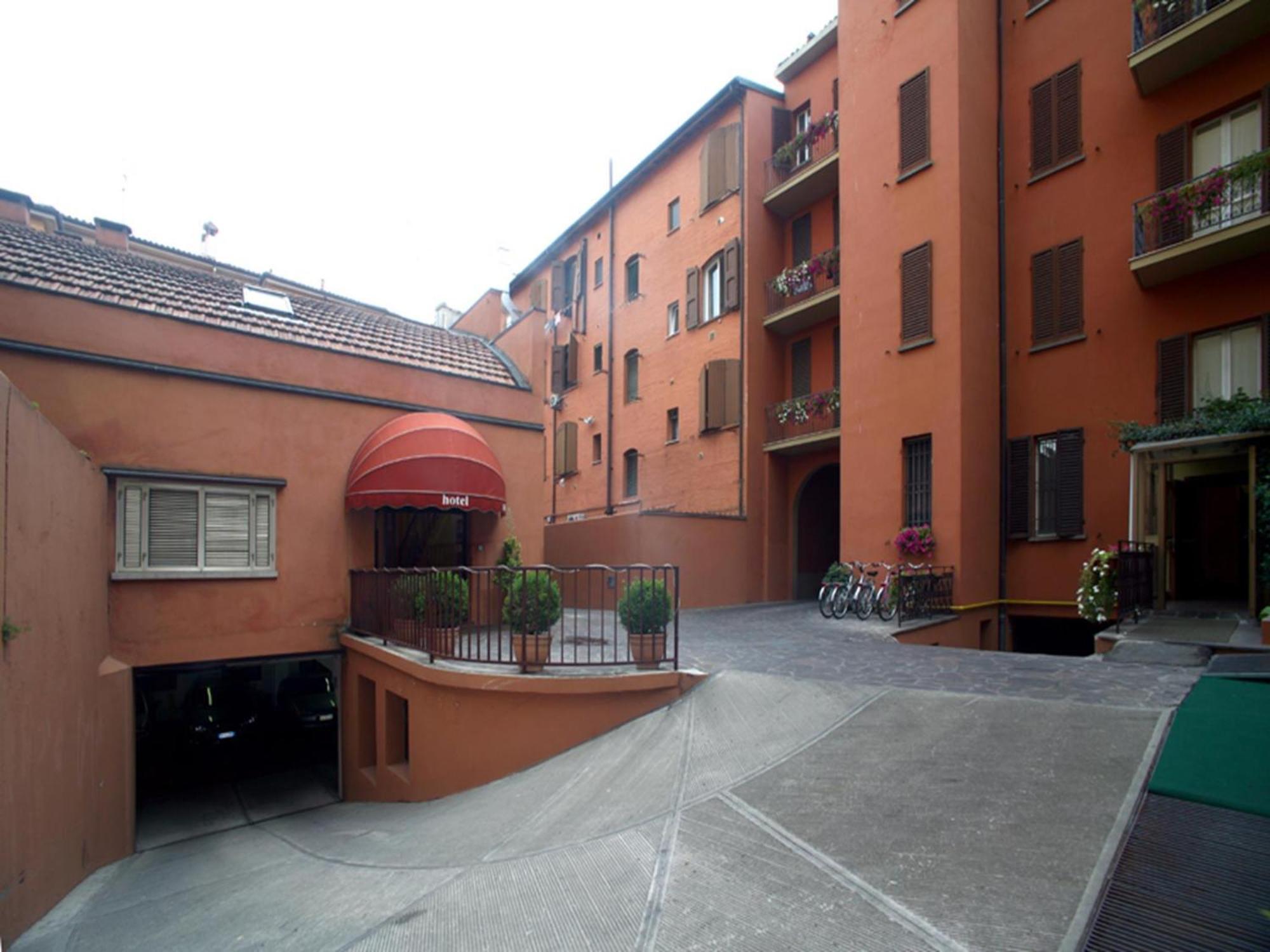 Hotel Astoria Bologna Exterior photo